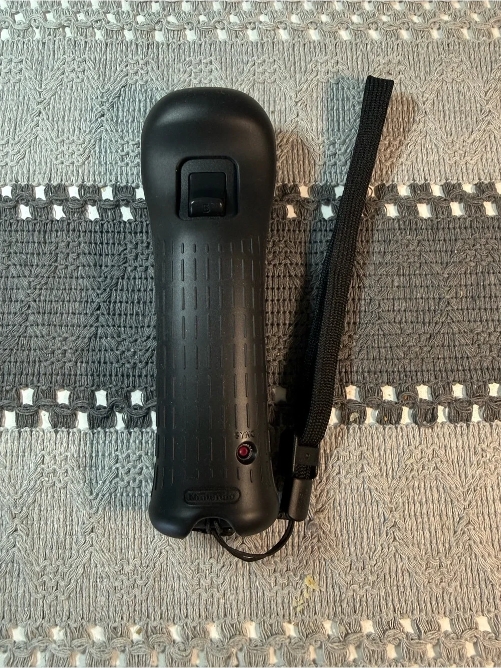 Nintendo Wii Black Motion Plus Controller Remote, Wrist Strap, Rubber Cover